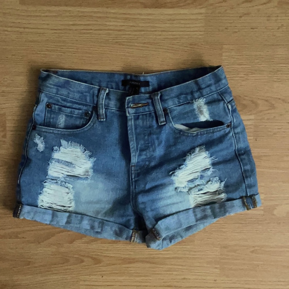 Distressed high waisted shorts